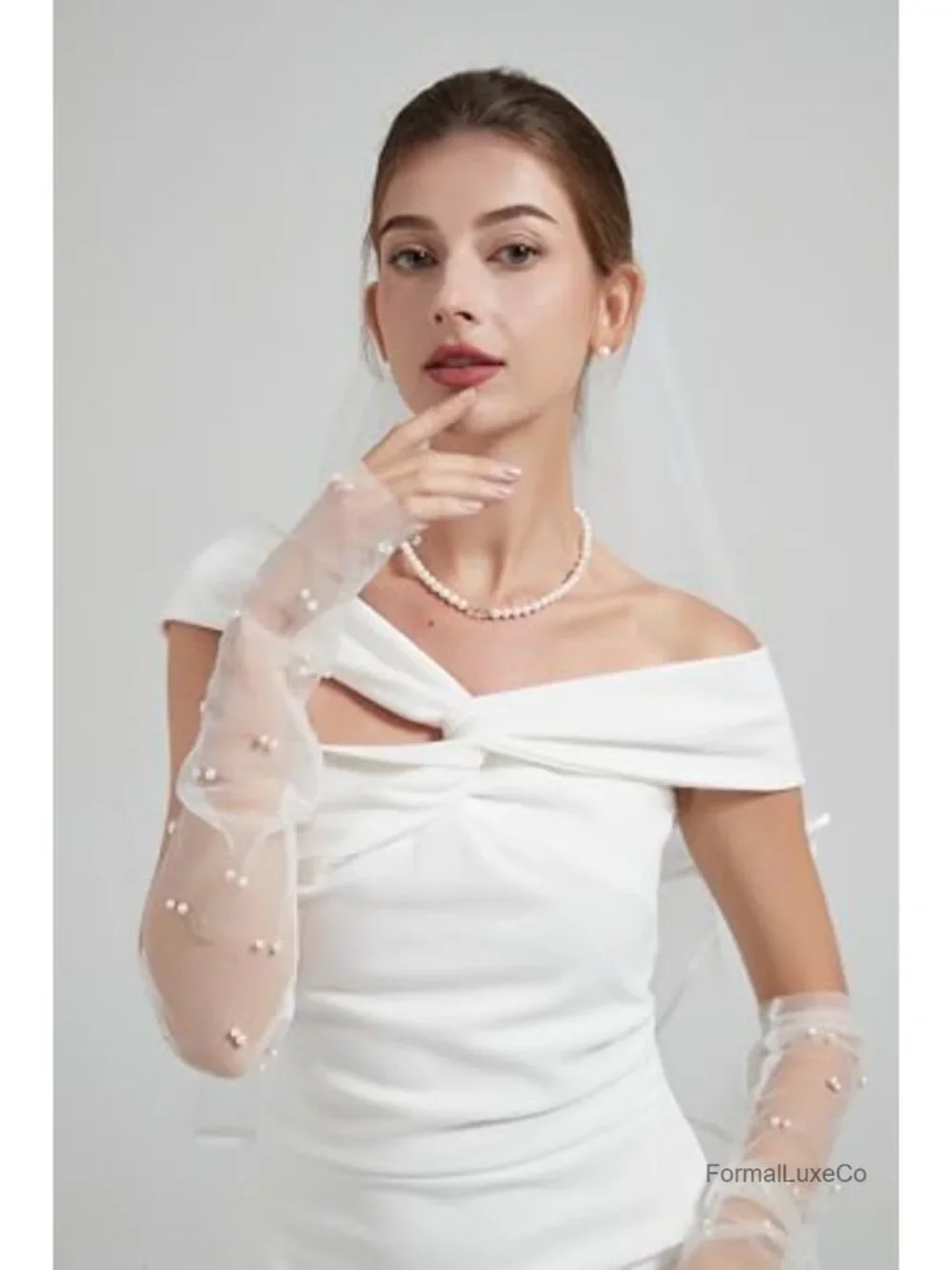 White Lace Sheer Fingerless Gloves with Pearls for Wedding
